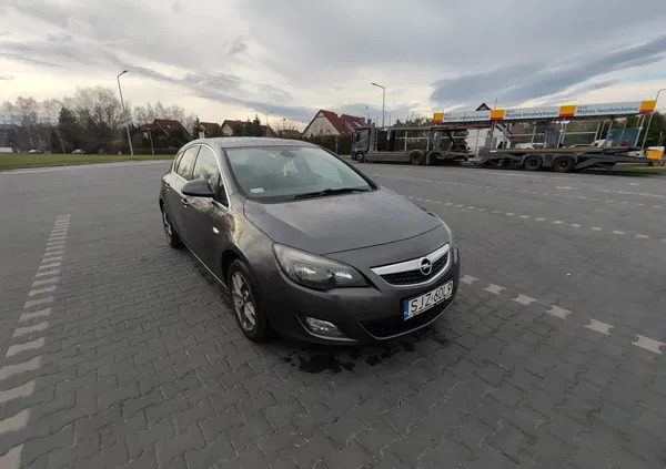 opel Opel Astra cena 17500 przebieg: 253000, rok produkcji 2010 z Żory